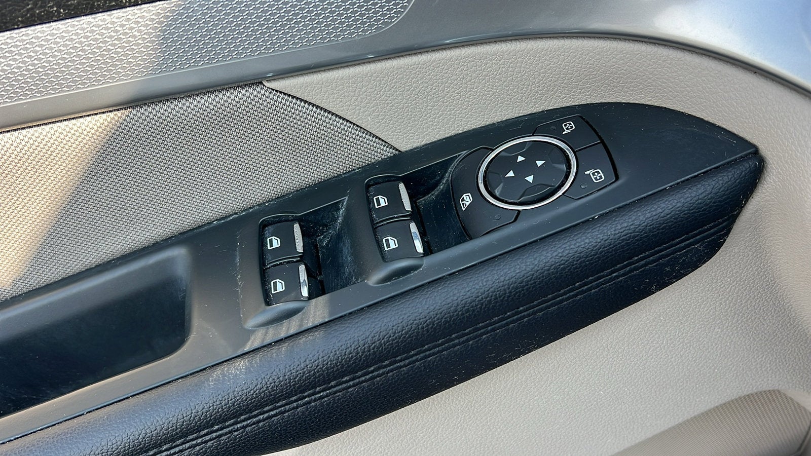 2019 Ford Explorer Base