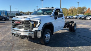 2026 GMC Sierra 3500 HD Chassis Cab Pro