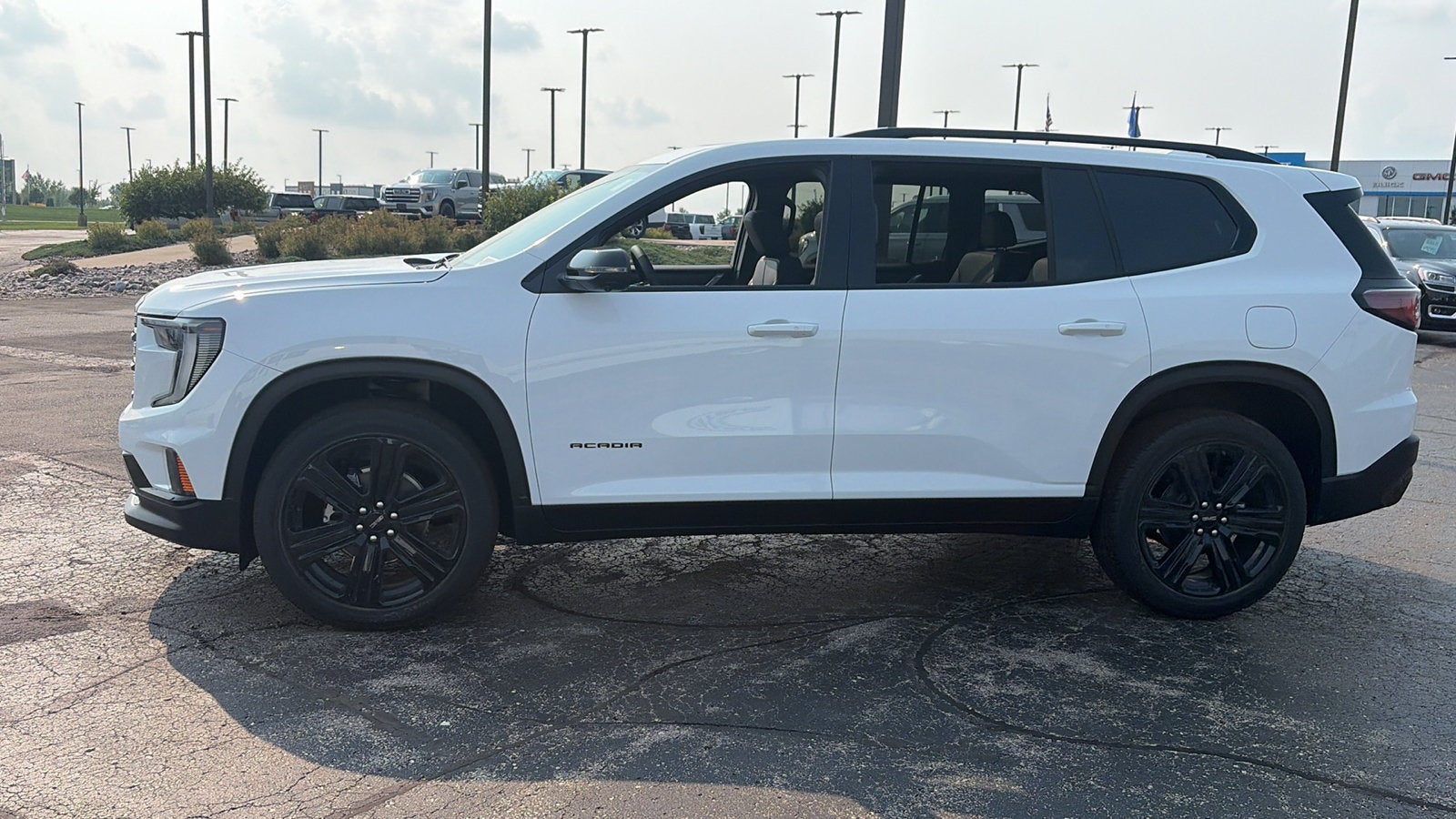 2027 GMC Acadia Elevation