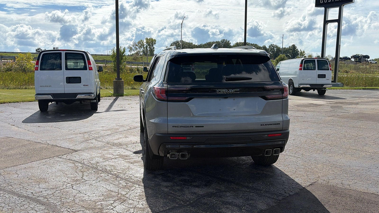 2027 GMC Acadia Elevation