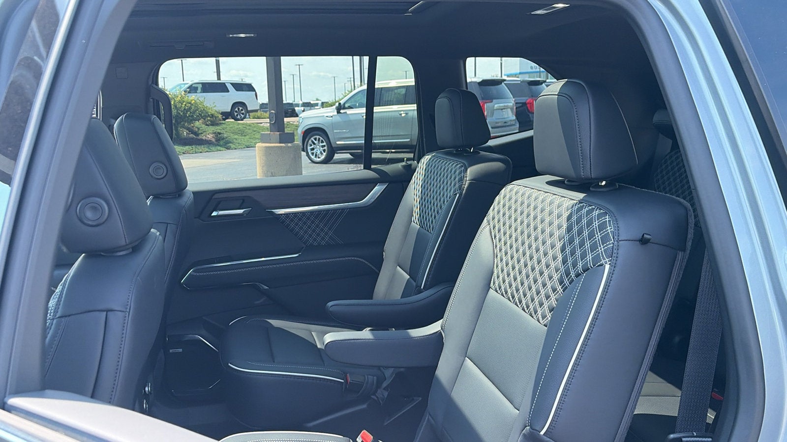 2027 GMC Acadia Denali