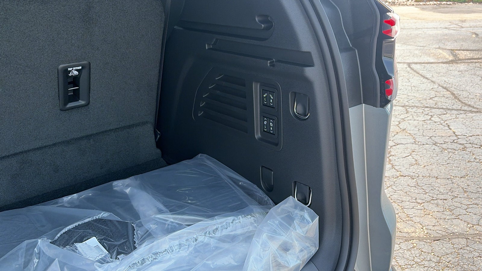 2027 GMC Acadia Denali