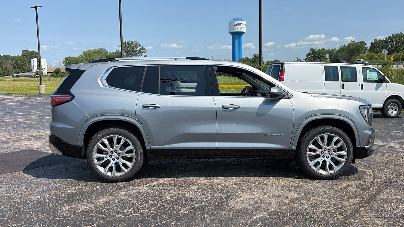 2027 GMC Acadia Denali