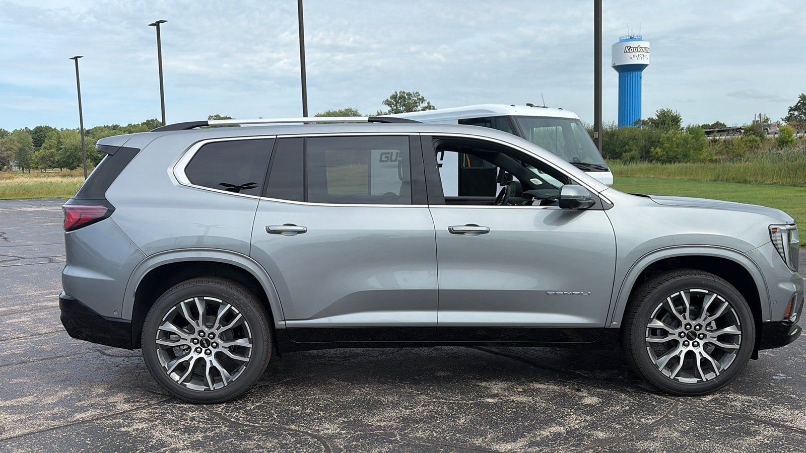 2027 GMC Acadia Denali Ultimate