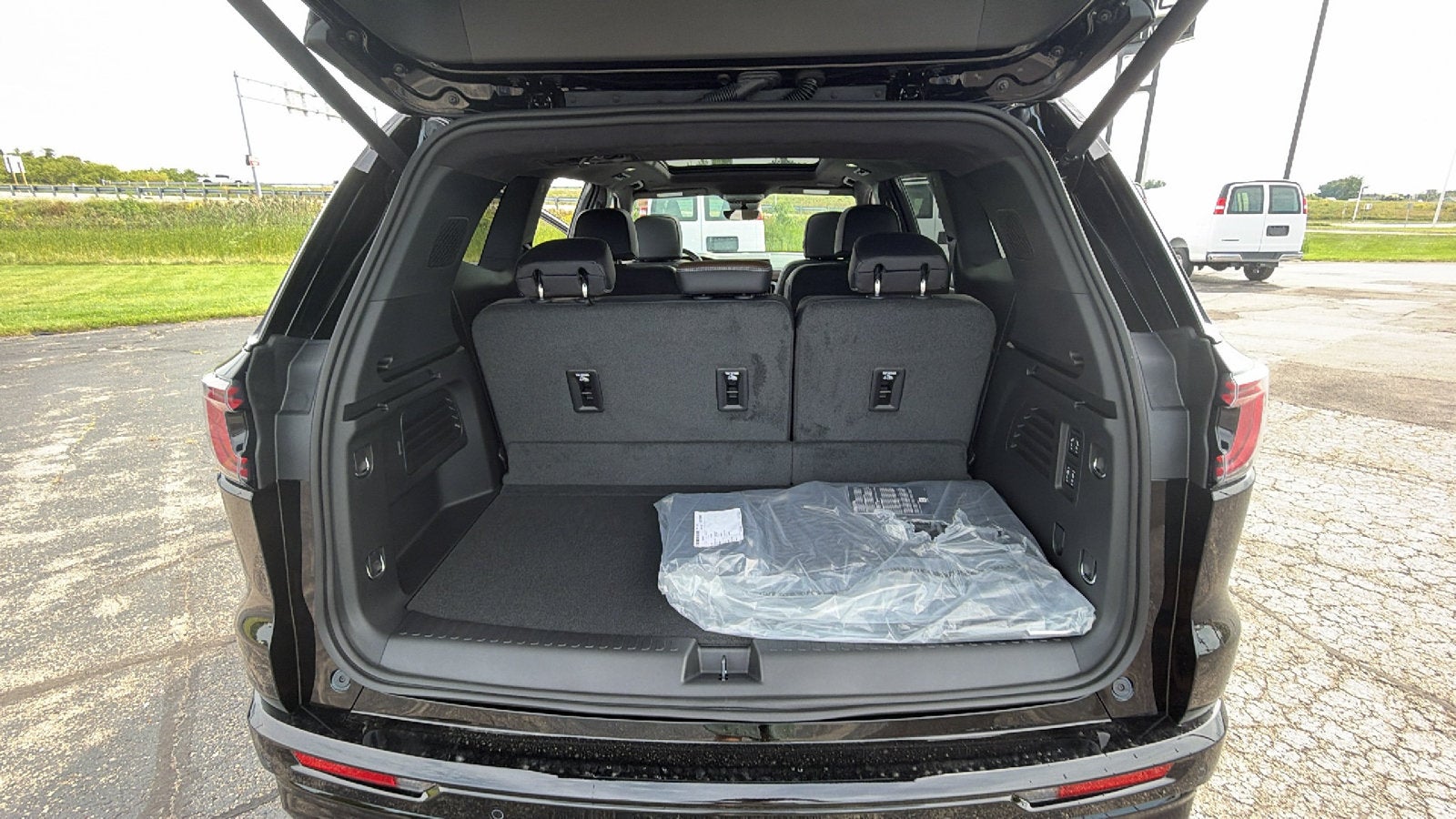 2027 GMC Acadia Denali Ultimate