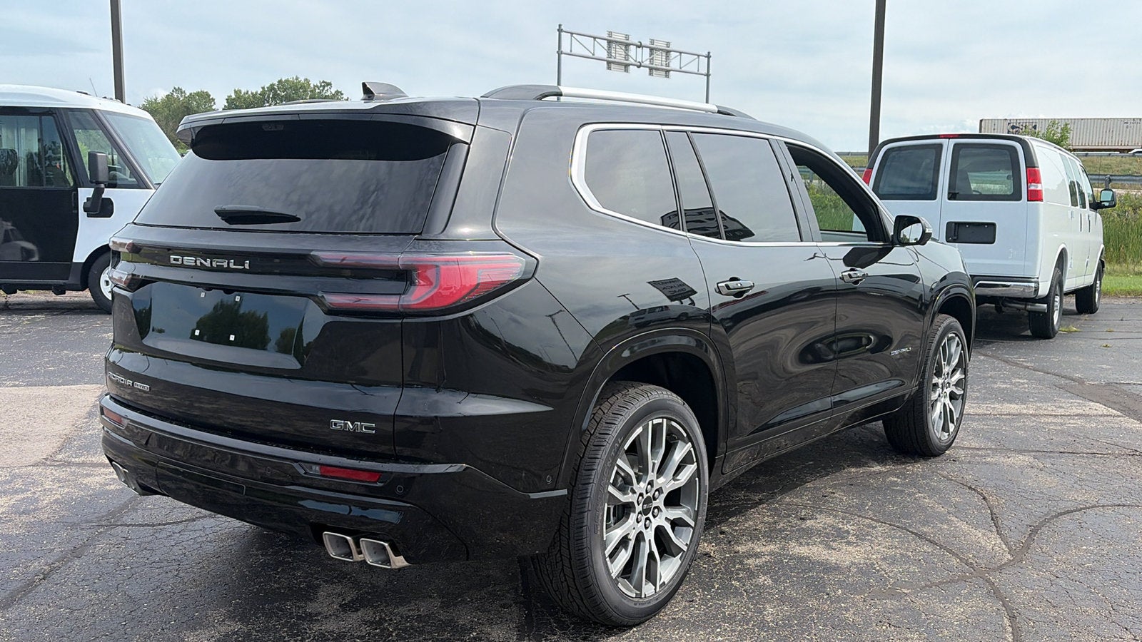2027 GMC Acadia Denali Ultimate