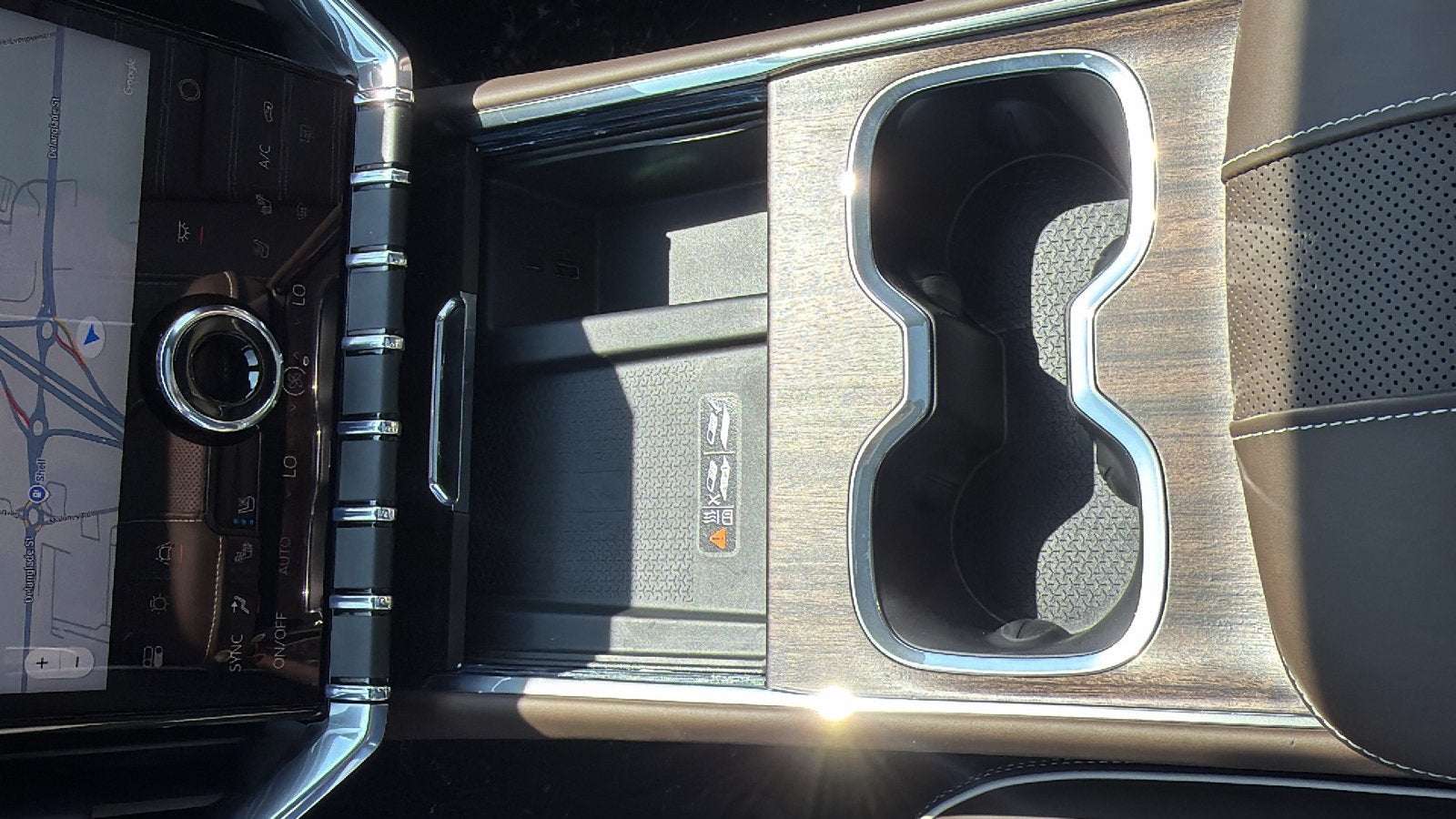 2027 GMC Acadia Denali Ultimate