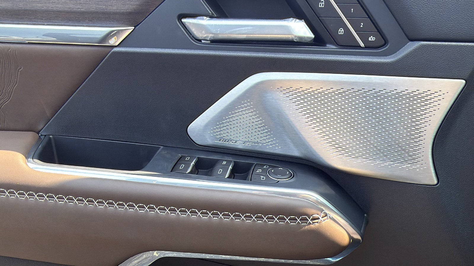 2027 GMC Acadia Denali Ultimate