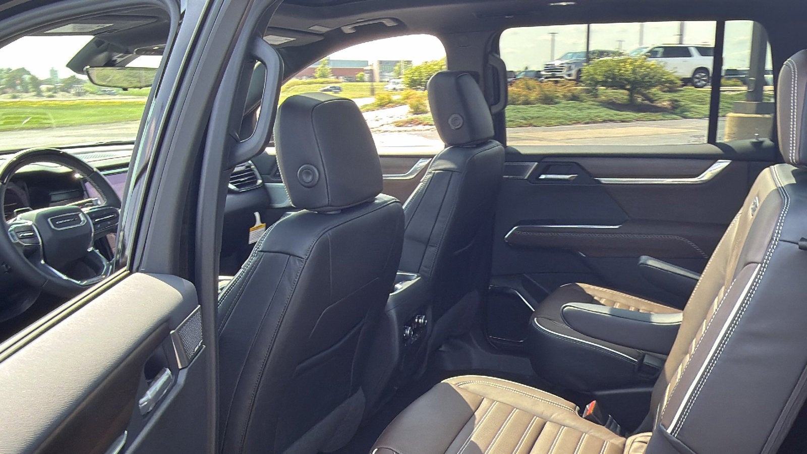 2027 GMC Acadia Denali Ultimate