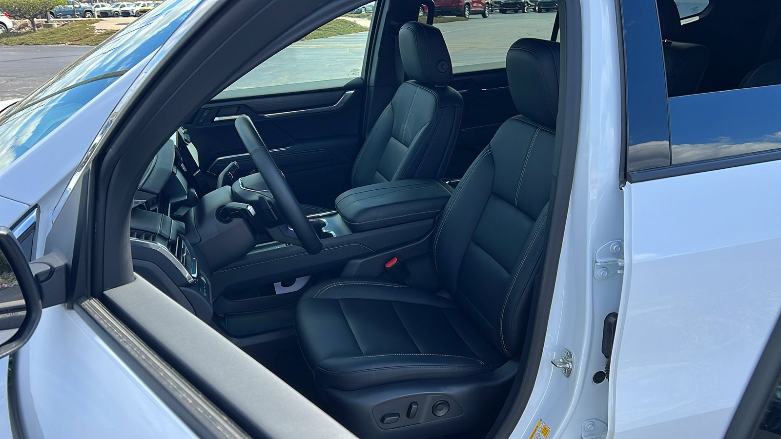 2024 GMC Acadia Elevation