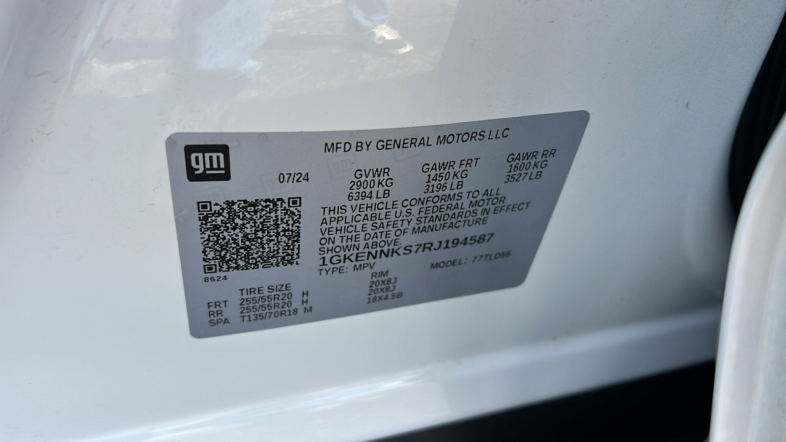 2024 GMC Acadia Elevation