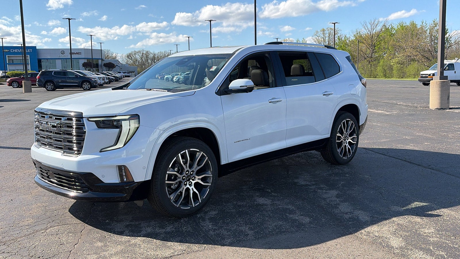 2026 GMC Acadia Denali Ultimate AWD's photo