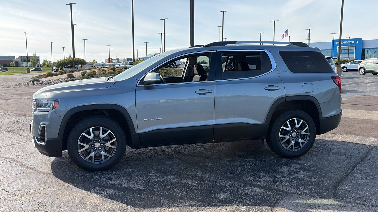 2023 GMC Acadia SLE
