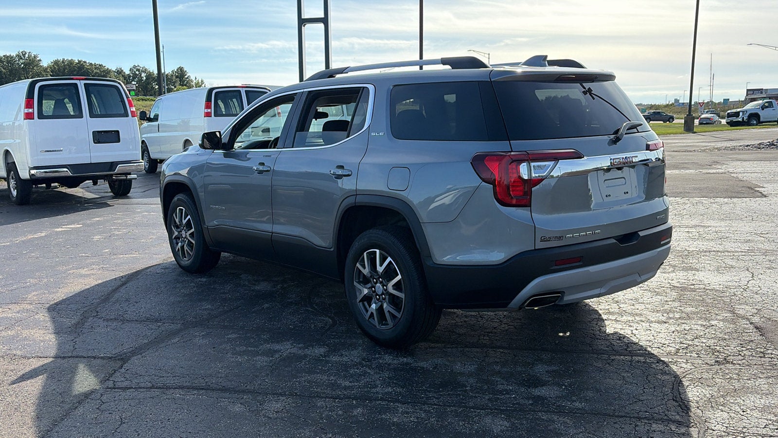 2023 GMC Acadia SLE