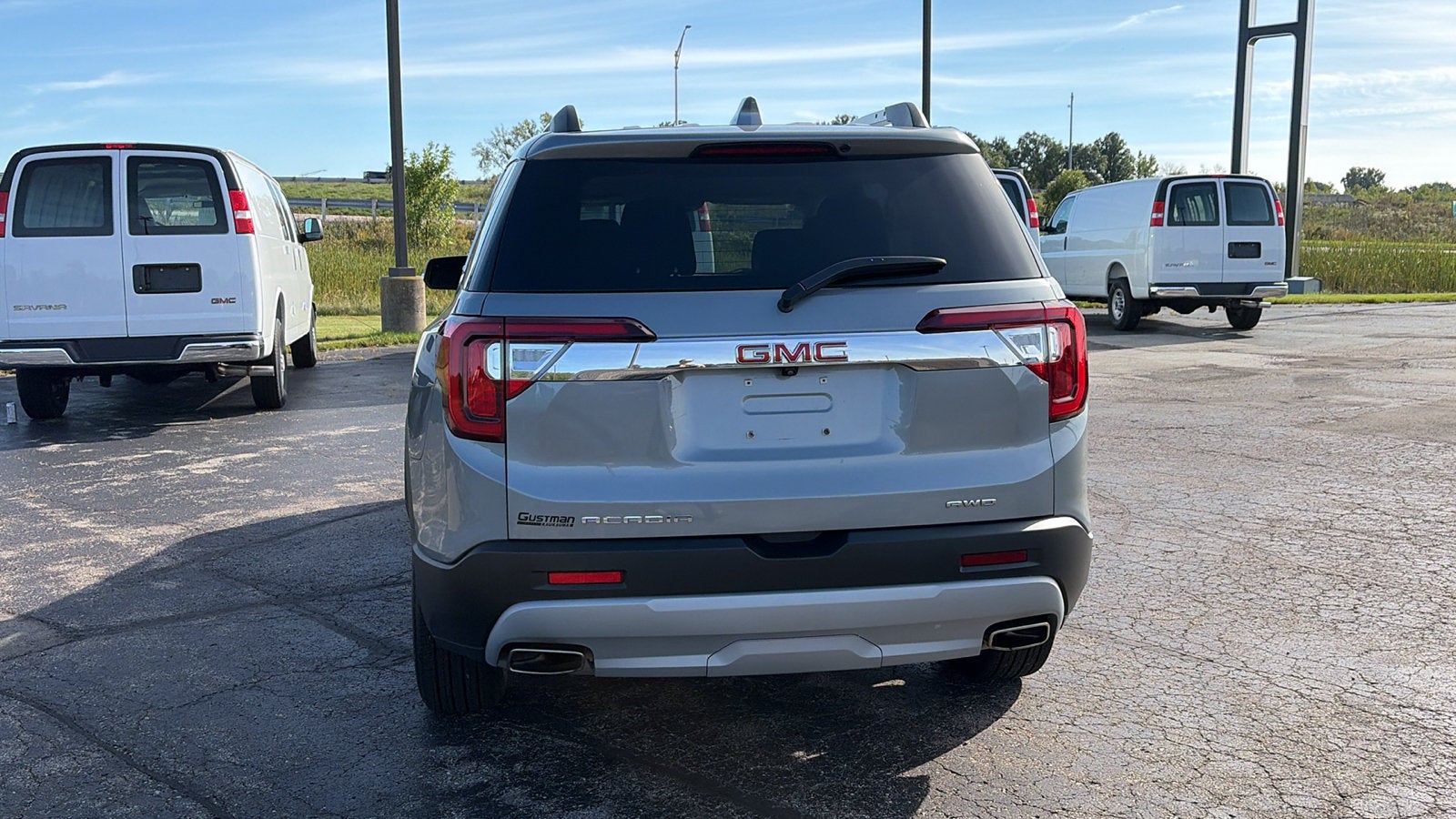 2023 GMC Acadia SLE