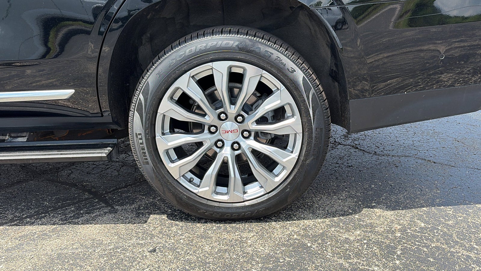 2024 GMC Yukon Denali