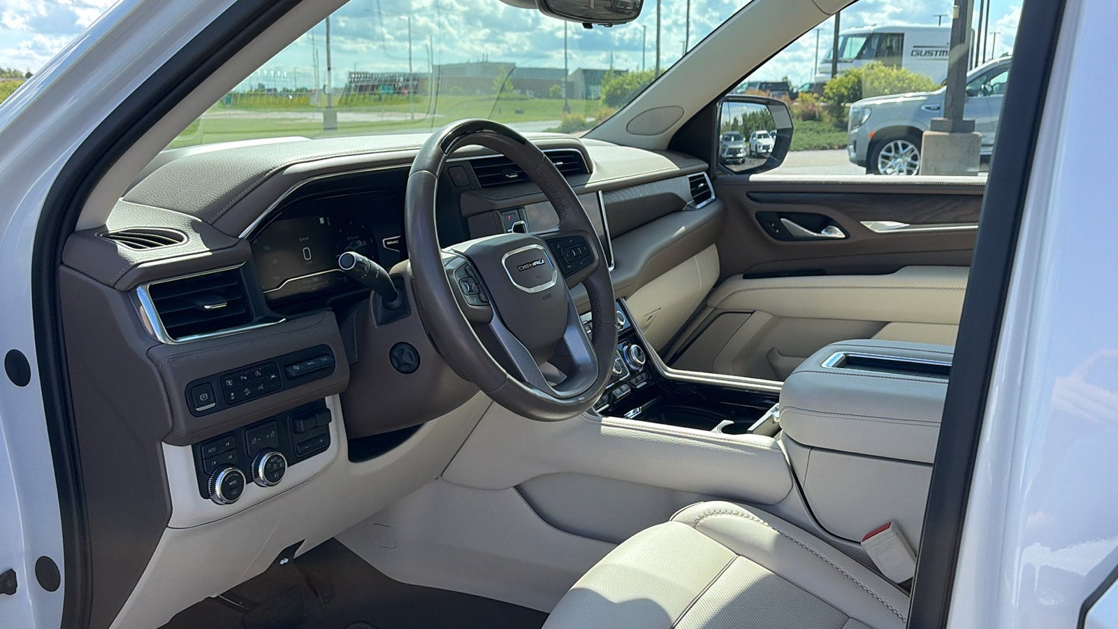 2023 GMC Yukon Denali