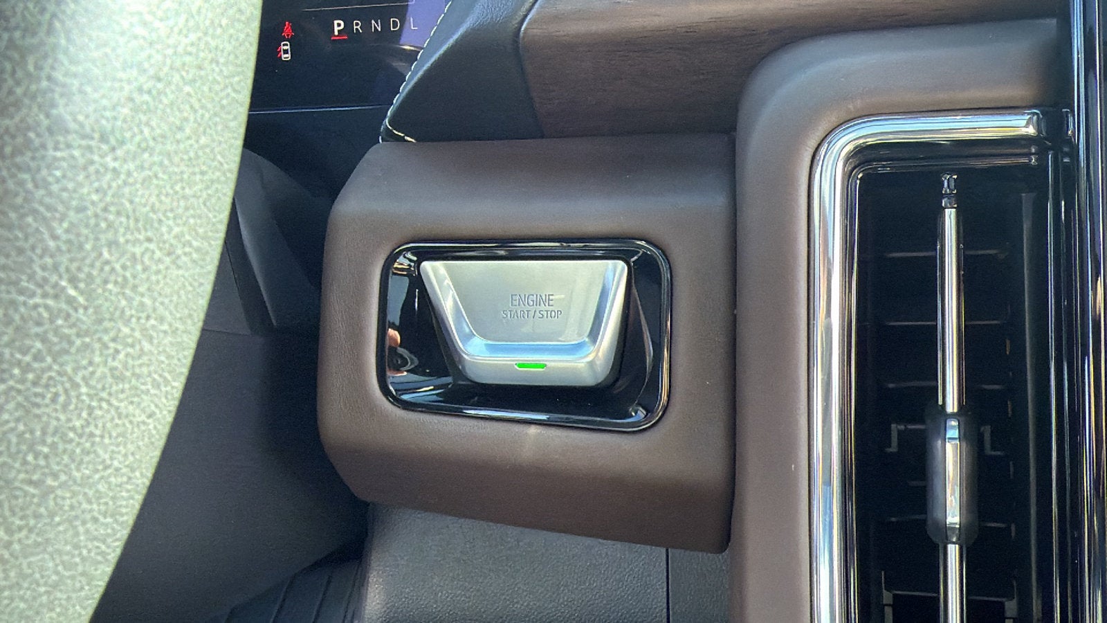 2025 GMC Yukon XL Denali Ultimate
