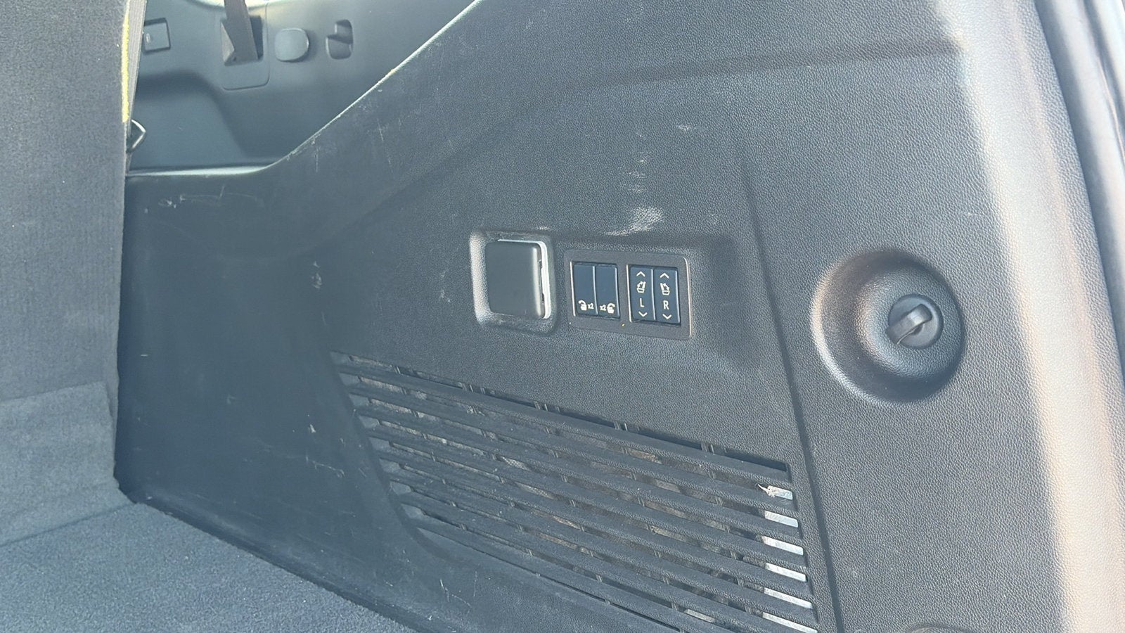 2025 GMC Yukon XL Denali Ultimate