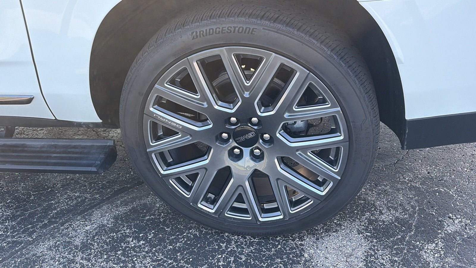 2025 GMC Yukon XL Denali Ultimate
