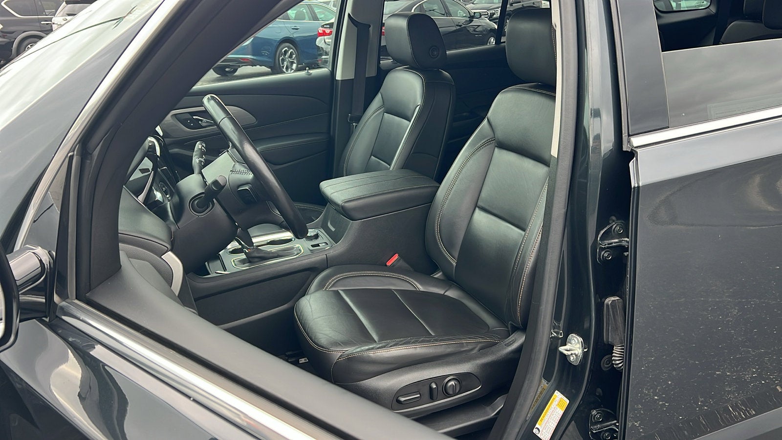 2020 Chevrolet Traverse LT Leather