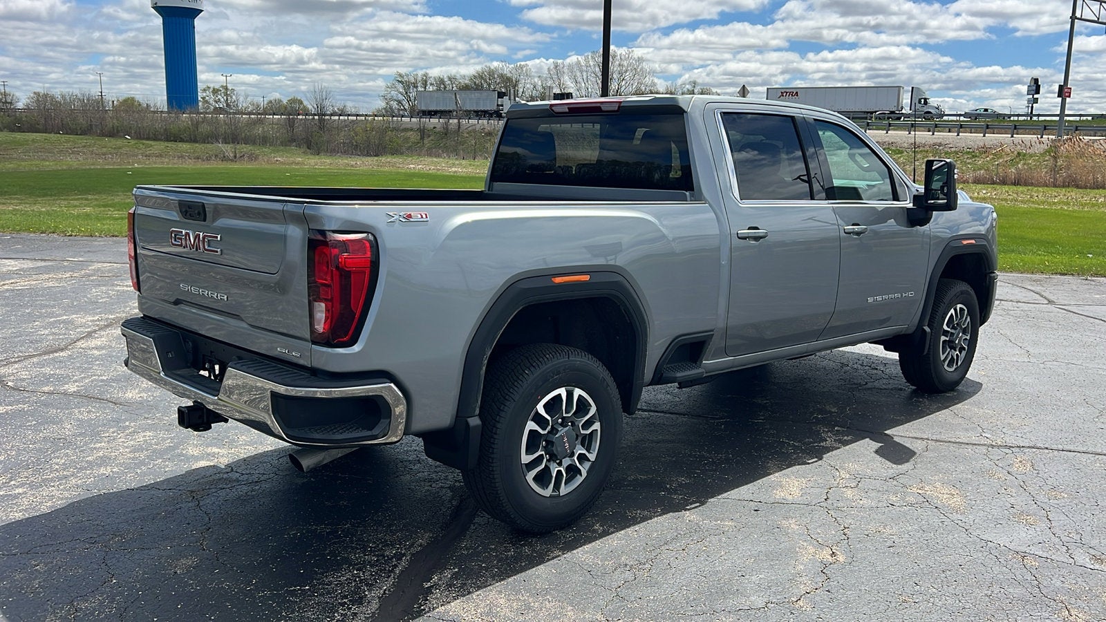 2026 GMC Sierra 2500 HD SLE