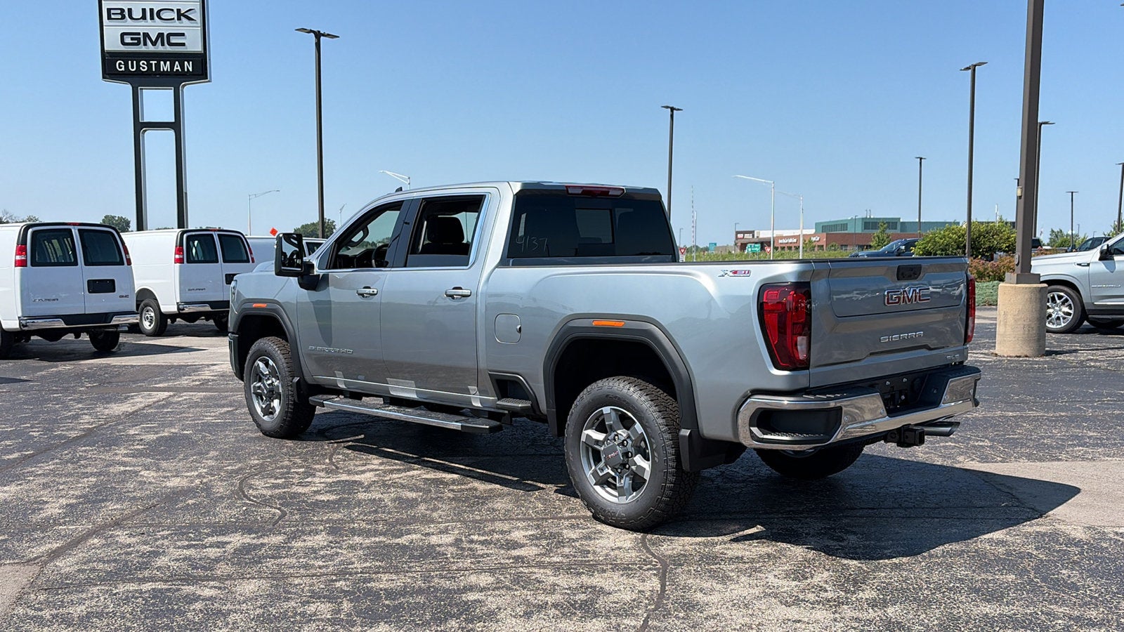 2026 GMC Sierra 2500 HD SLE