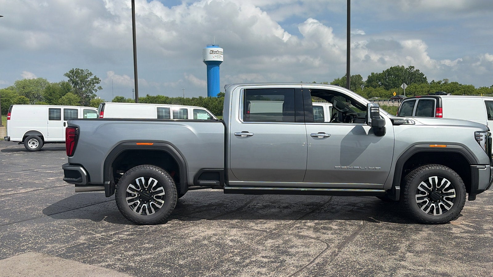 2026 GMC Sierra 2500 HD Denali Ultimate