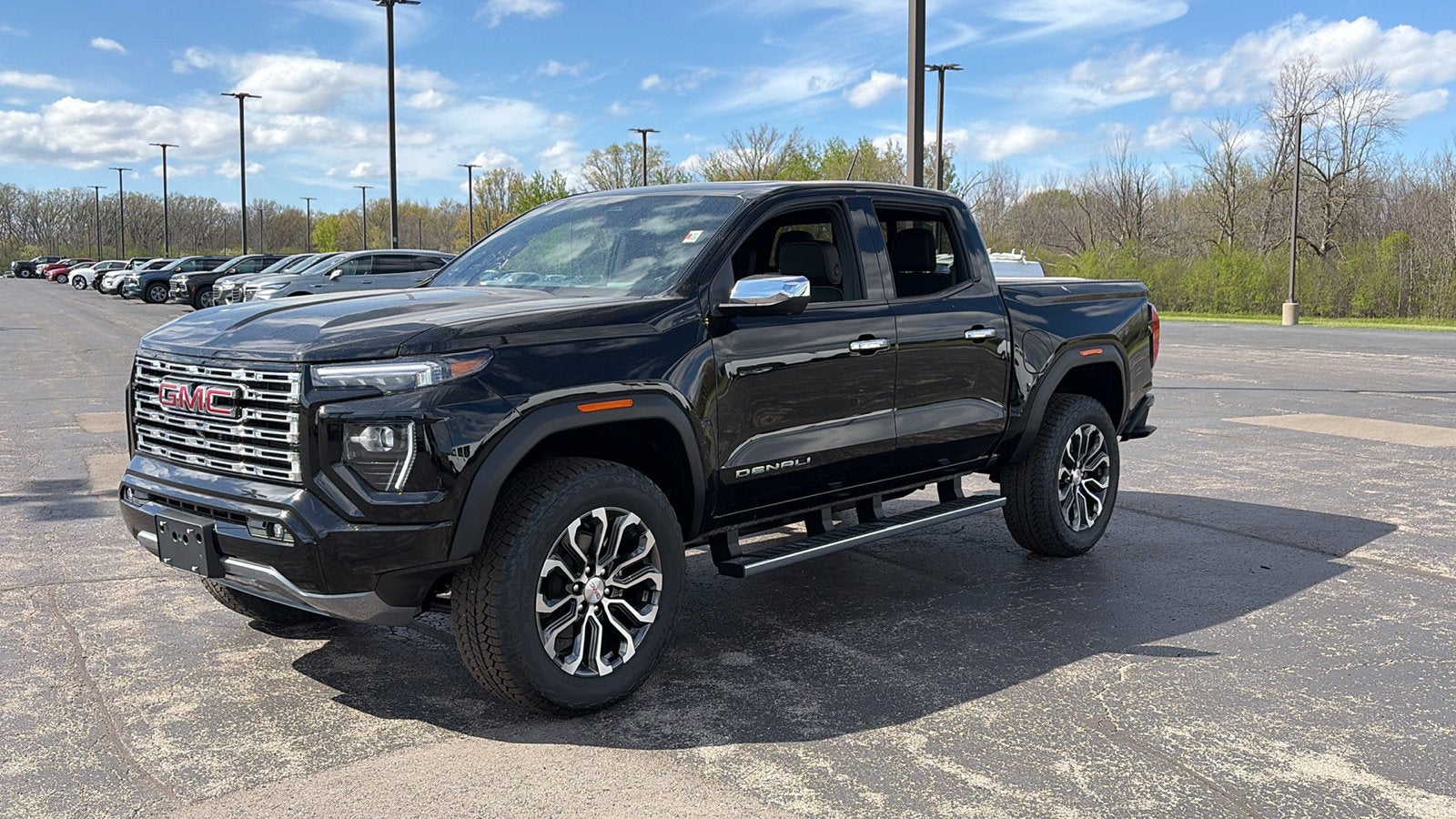 2026 GMC Canyon 4WD Denali Crew Cab Short Box's photo