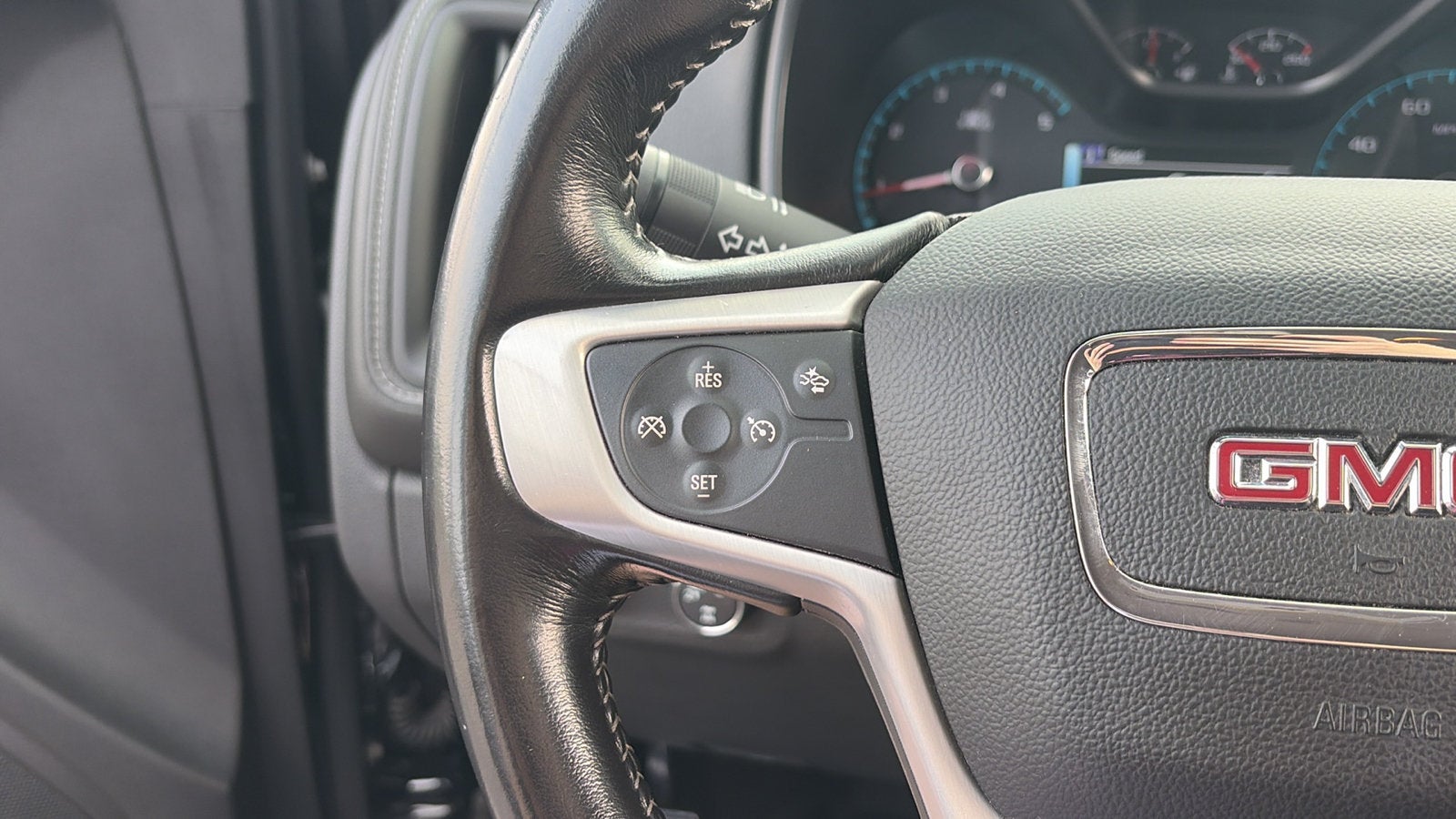 2017 GMC Canyon 4WD SLT