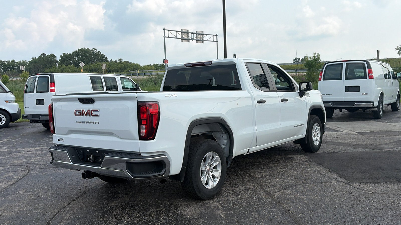 2023 GMC Sierra 1500 Pro