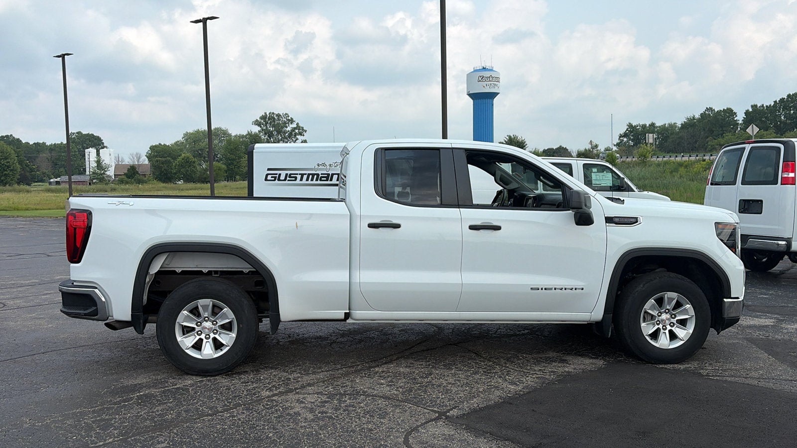 2023 GMC Sierra 1500 Pro