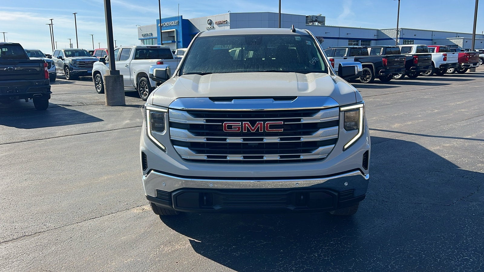 2026 GMC Sierra 1500 SLE