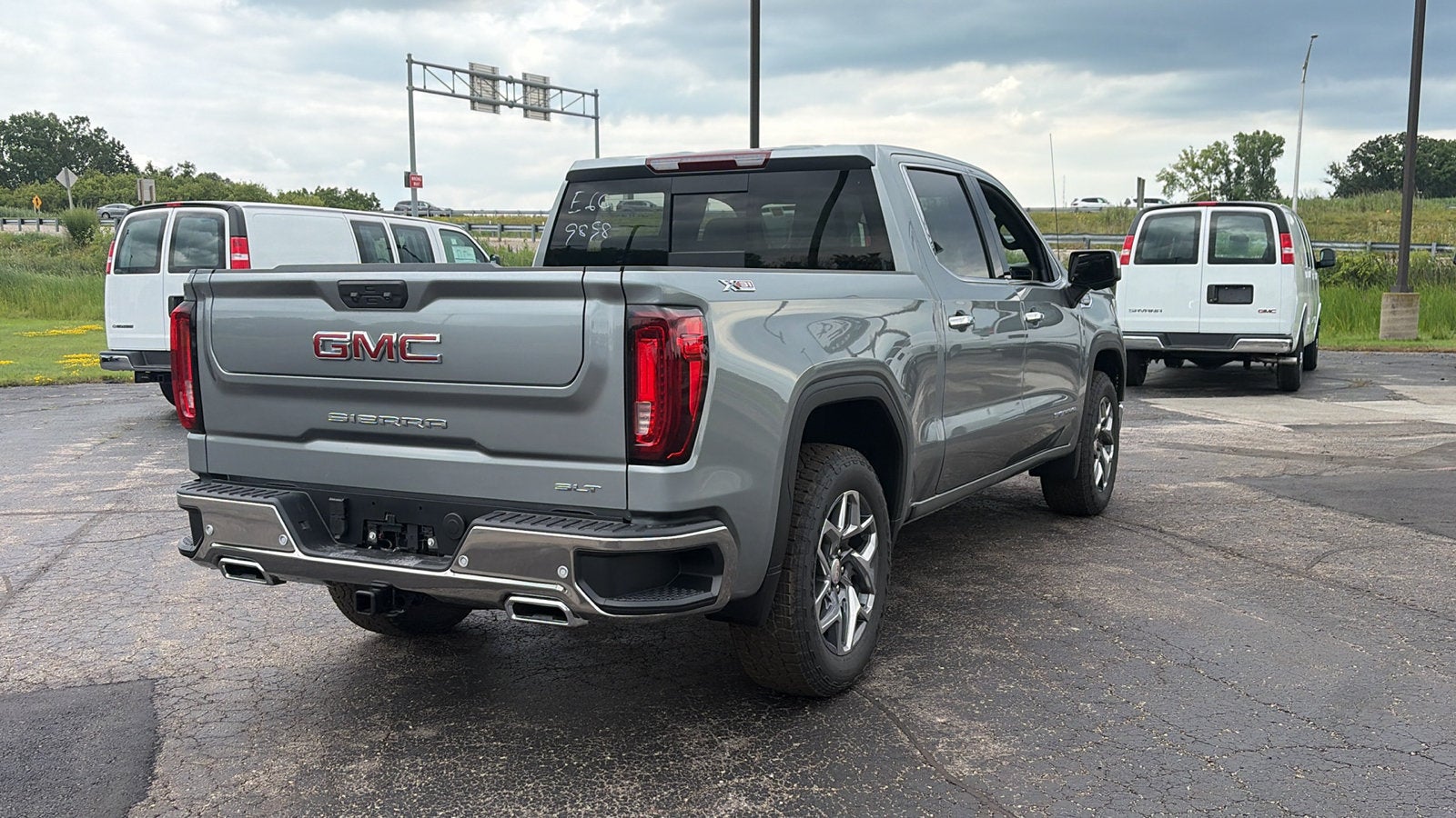 2026 GMC Sierra 1500 SLT