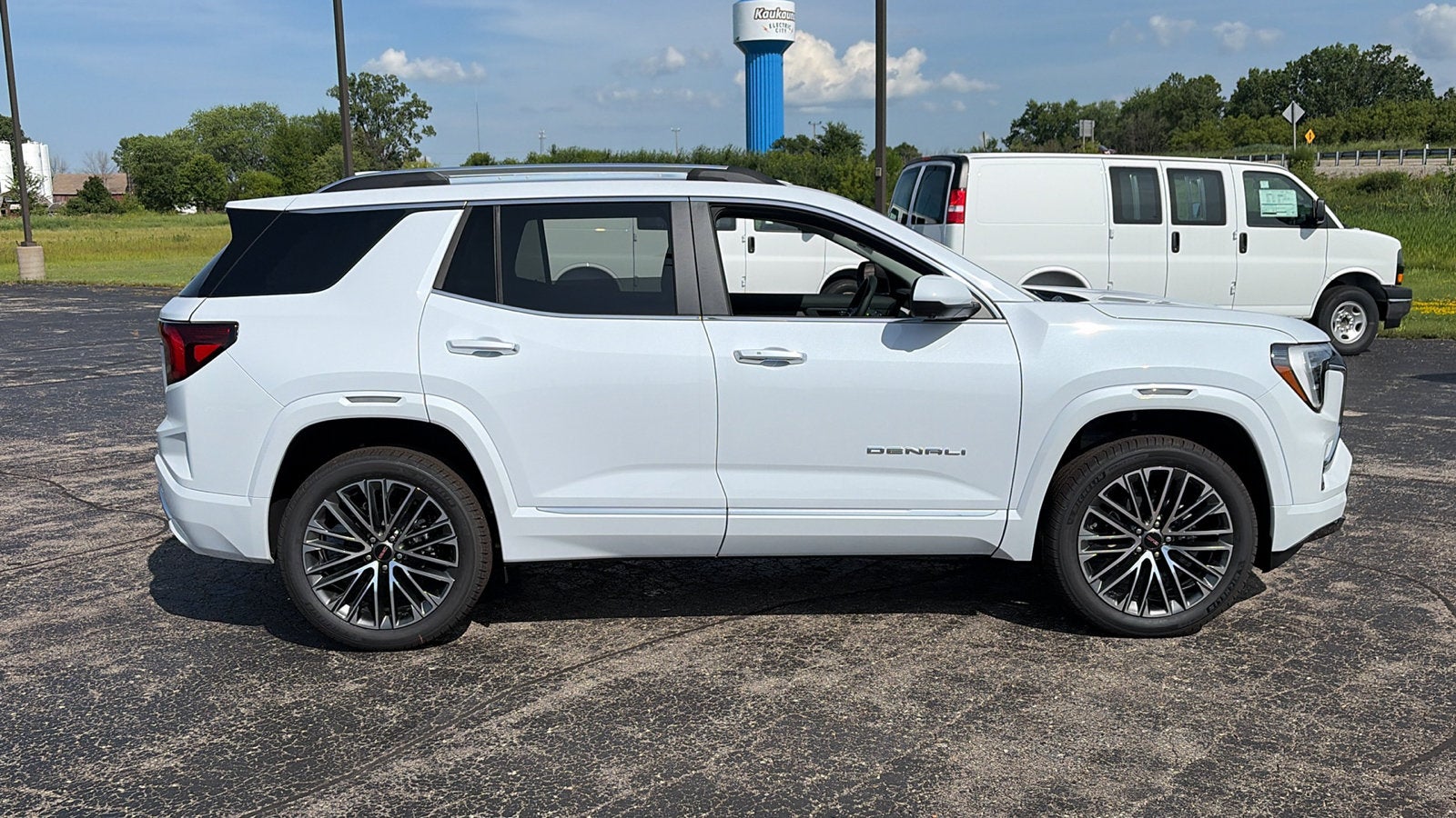 2027 GMC Terrain AWD Denali