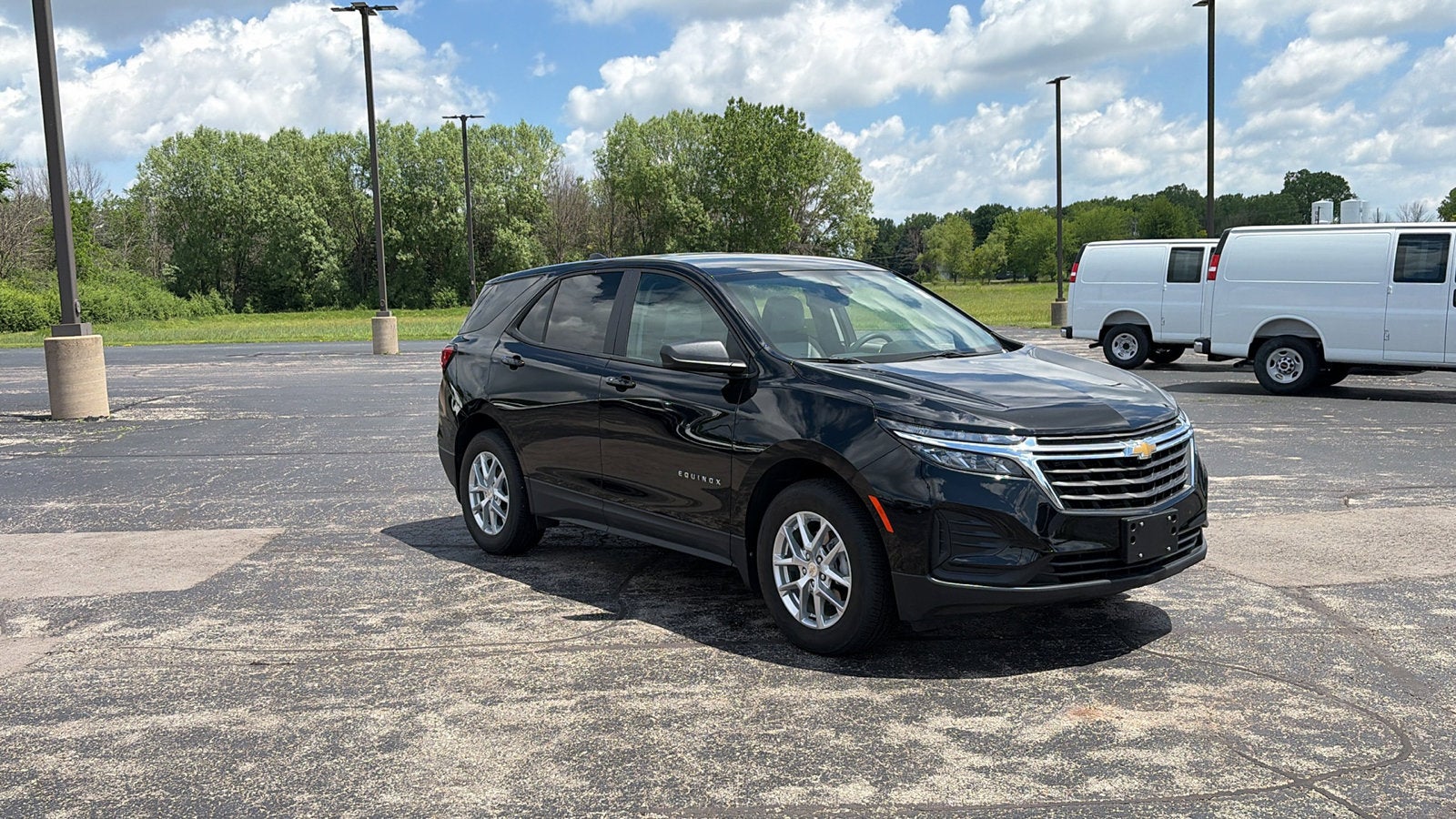 2023 Chevrolet Equinox LS