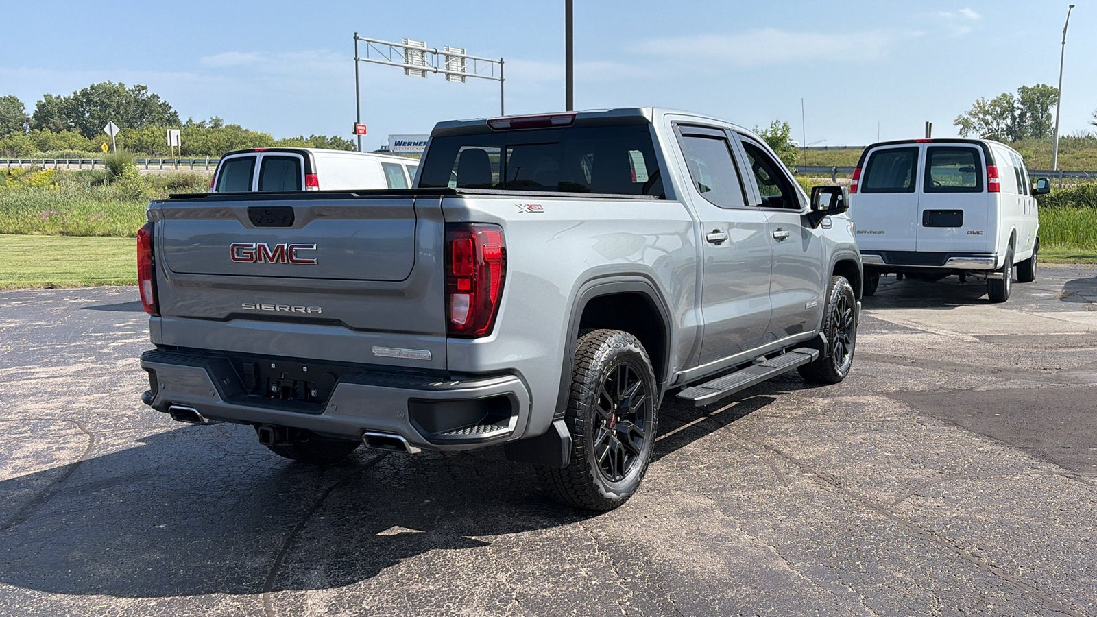 2025 GMC Sierra 1500 Elevation