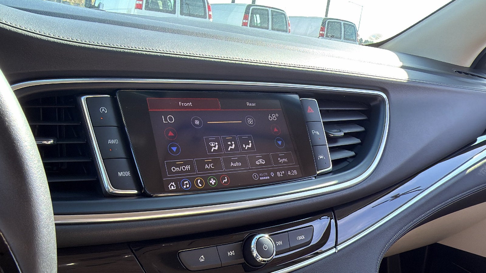 2024 Buick Enclave Essence