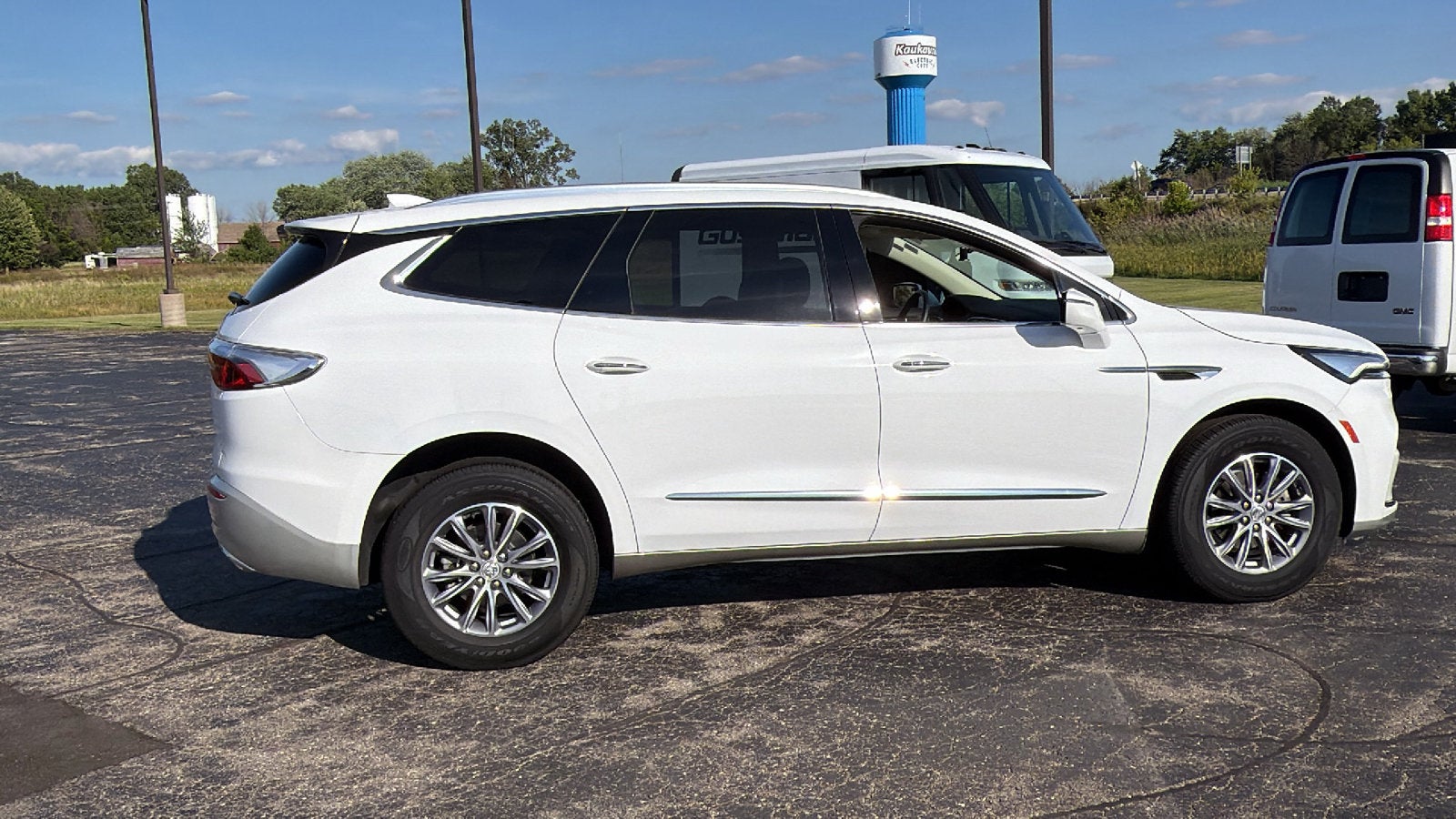 2024 Buick Enclave Essence