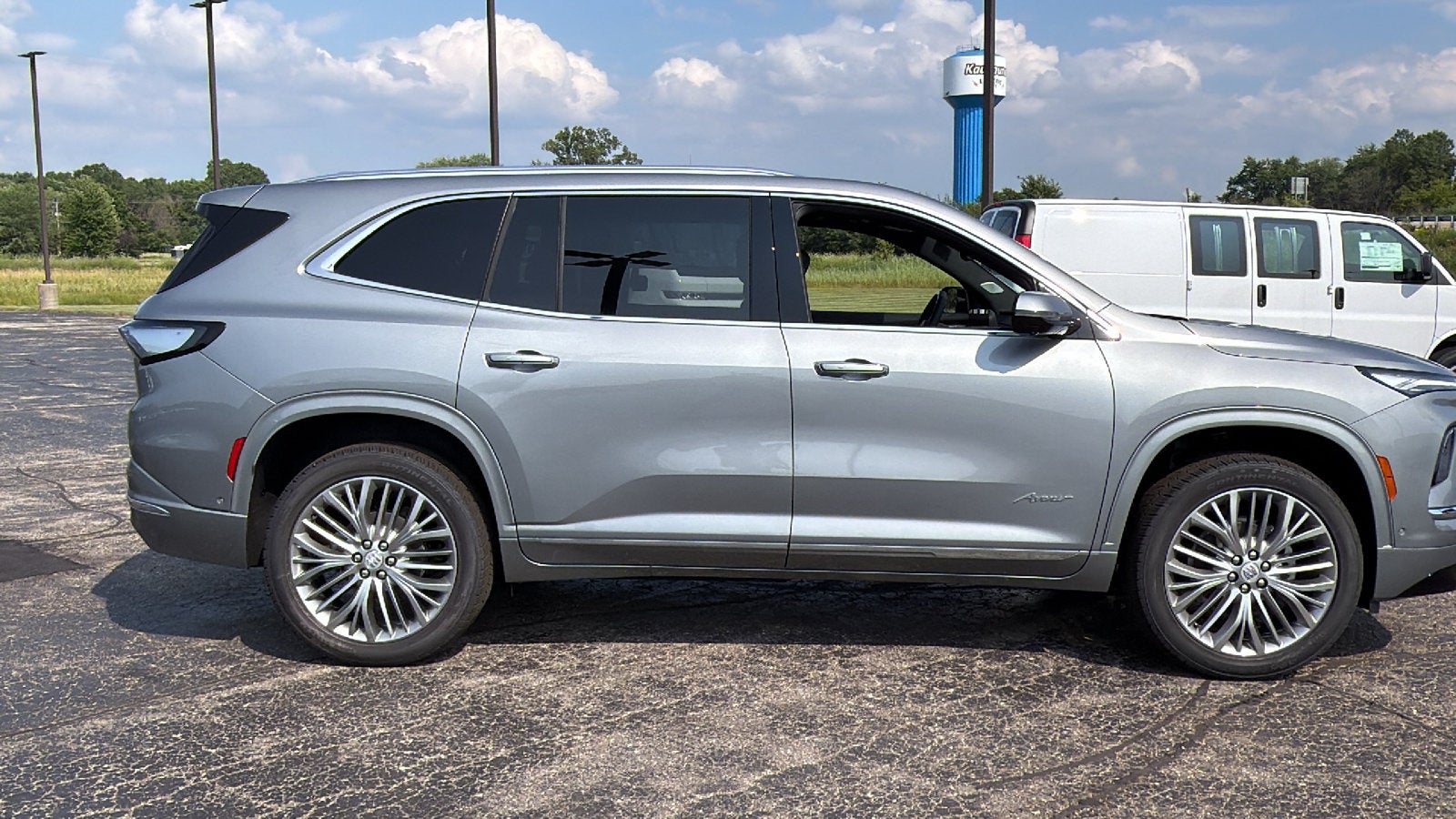 2027 Buick Enclave Avenir
