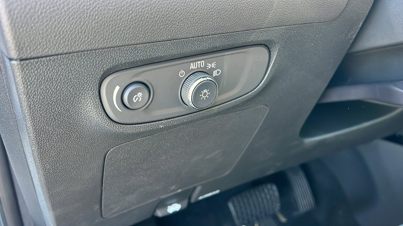 2026 Buick Encore GX Sport Touring - Photo 22