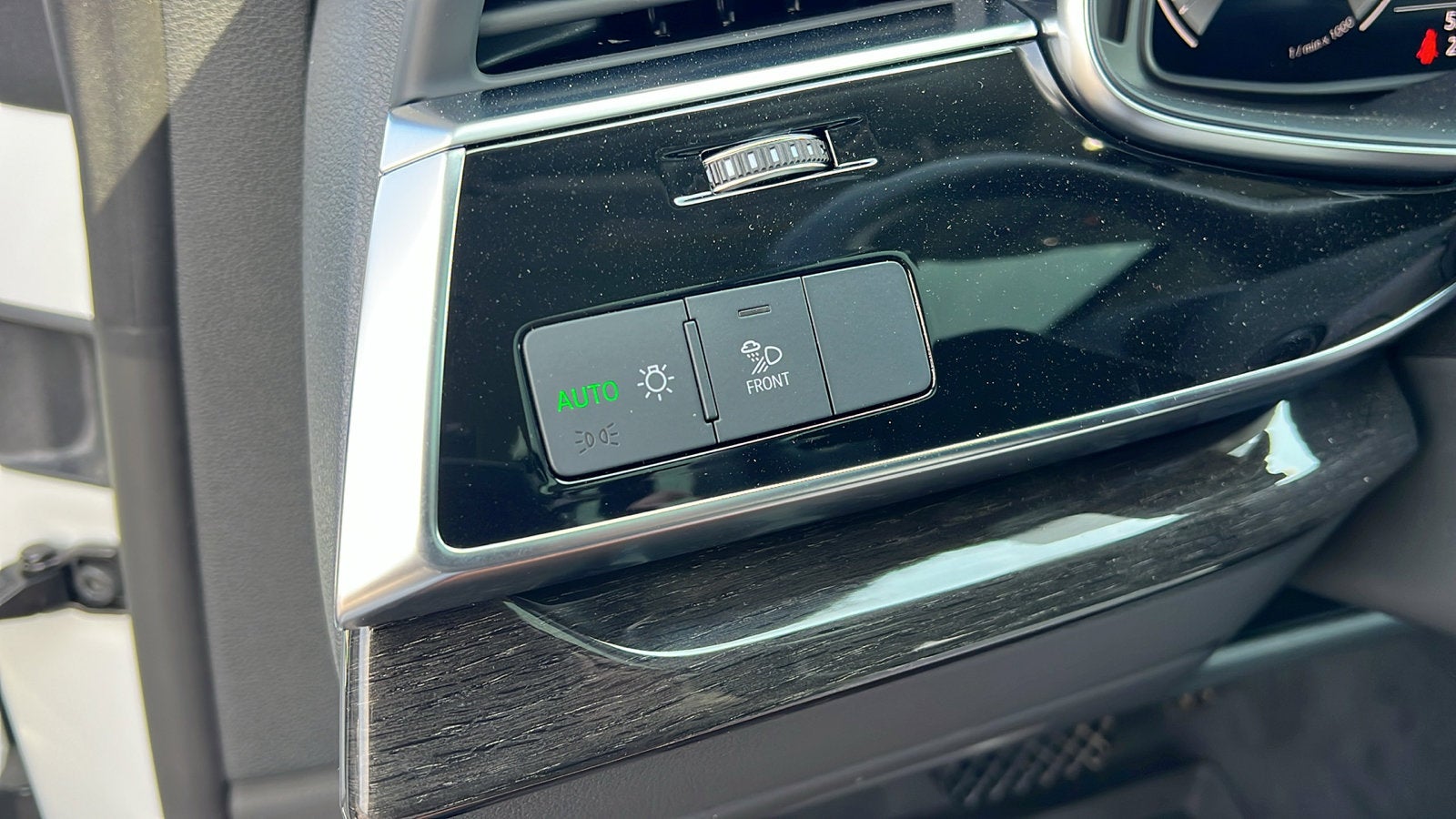 2025 Audi Q8 Premium Plus 55 TFSI quattro