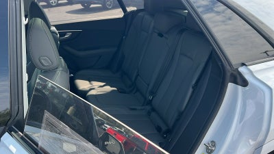 2025 Audi Q8 Premium Plus 55 TFSI quattro