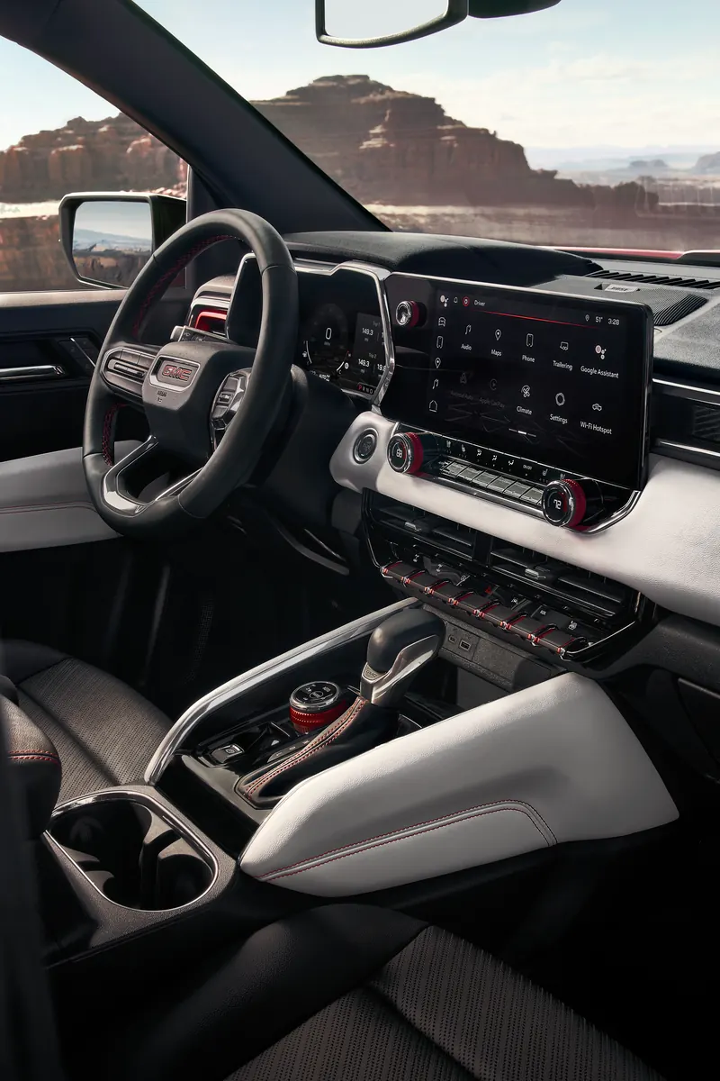 2026 GMC Canyon infotainment system at Gustman Buick GMC in Kaukauna WI