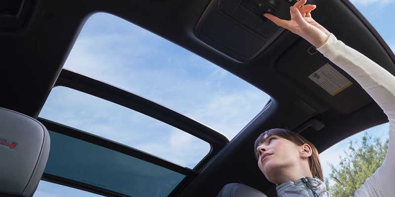 2026 GMC Acadia Sunroof